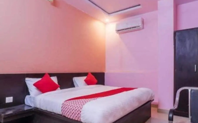 OYO Flagship 80515 Hotel Shivam Palace