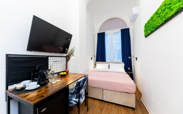 Adagio Downtown Rooms