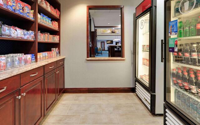 Hampton Inn & Suites Dallas-Arlington-South