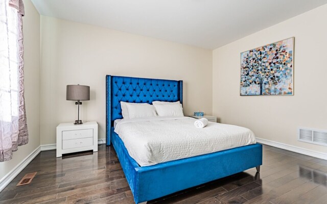 Lady Valentina Boutique Home