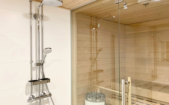 Huoneisto Tampereen paraatipaikalla. 14. kerros.