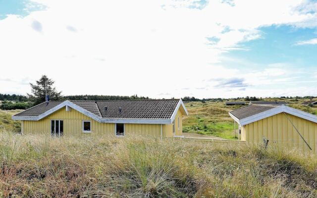 Luxurious Holiday Home in Bindslev With Whirlpool