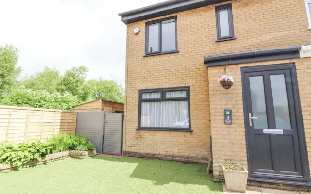 3 Thrimby Court