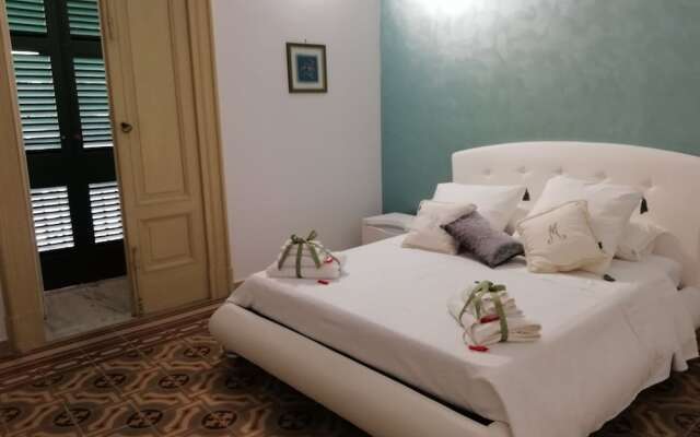 Agorà Suites & Apartments