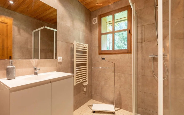 Cosy Apartment in Tignes With Garden