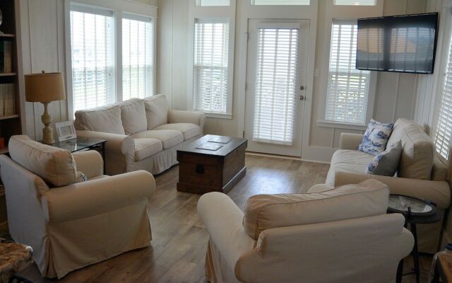 Anchor House by RedAwning