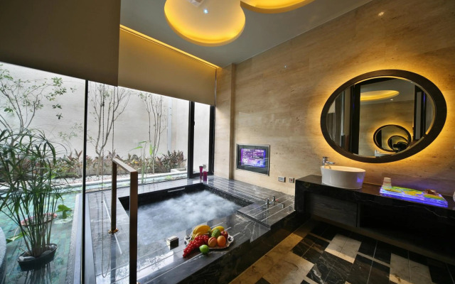 Han Guan Motel