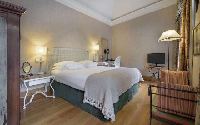 Solar Do Castelo, a Lisbon Heritage Collection