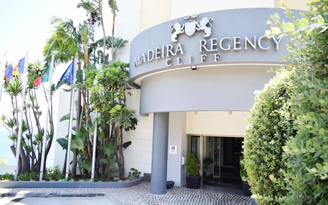 Madeira Regency Cliff