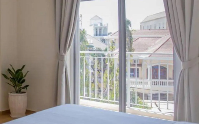 La Residence Suites