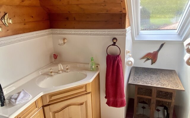 Poet's Cottage Stanley