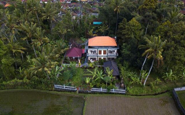 Demank Hidden Guesthouse
