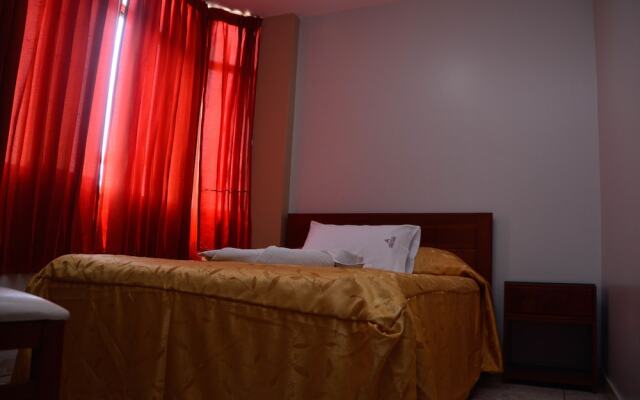 Hotel Jorge Chavez