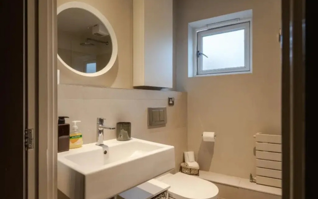 GuestReady - Cosy 2BR Home in Vibrant Angel