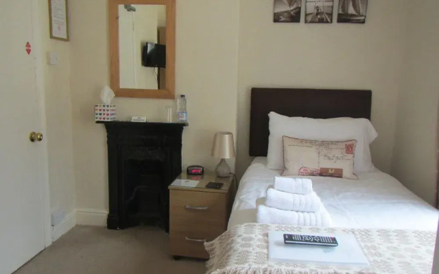 Glascoed Guest House