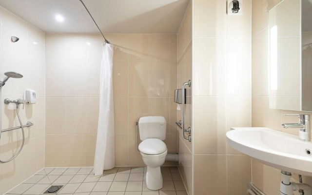 B&B HOTEL Lyon Centre Monplaisir
