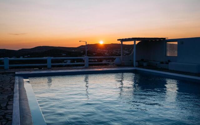 Mykonos Supreme Comfort Suites & Villas