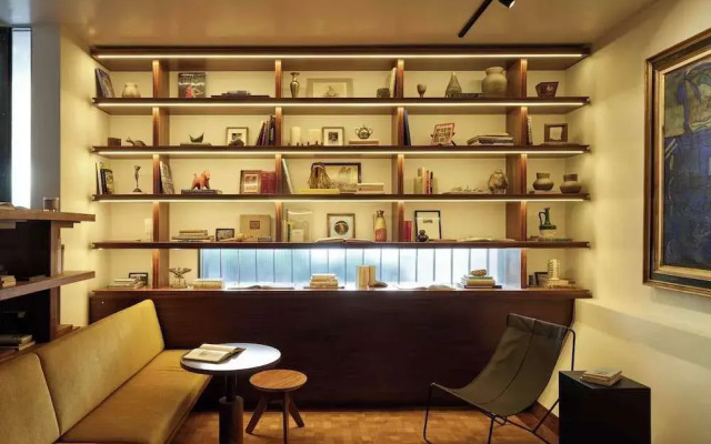 Hotel Dama