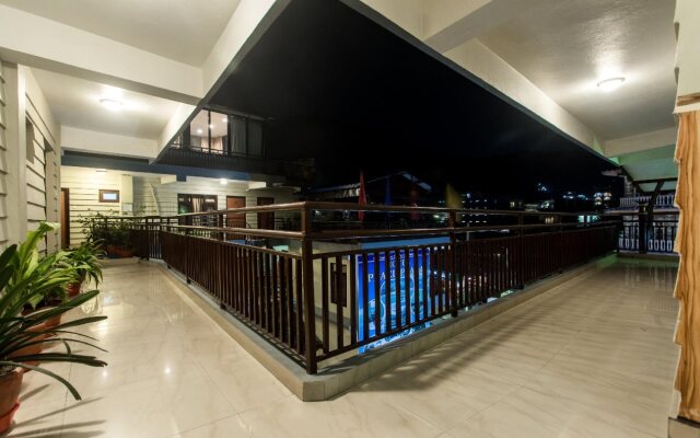 Hotel Peace Plaza