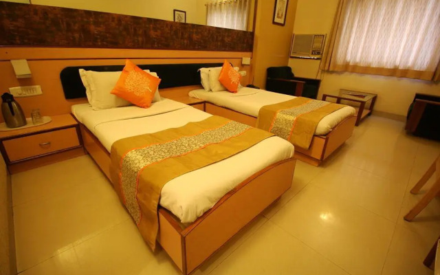 Capital O 1338 Hotel Harmony