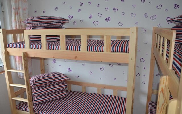 Tangshan Tangtang Youth Hostel