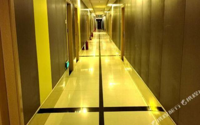 Yiju Hotel (Pingding Shandong An Road)