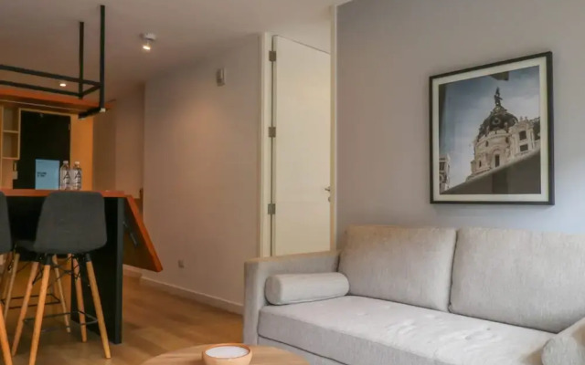 Marvelous 2BR With Balcony Near Kennedy Park