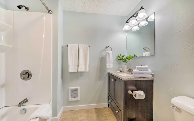Centrally Located Pinedale Vacation Rental!