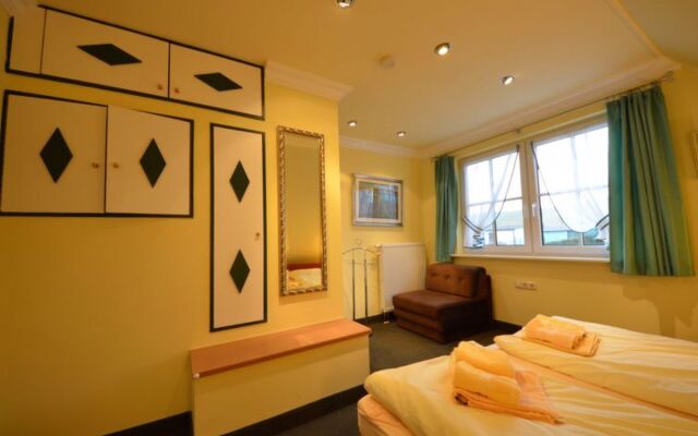 House Kormoran Groß Zicker