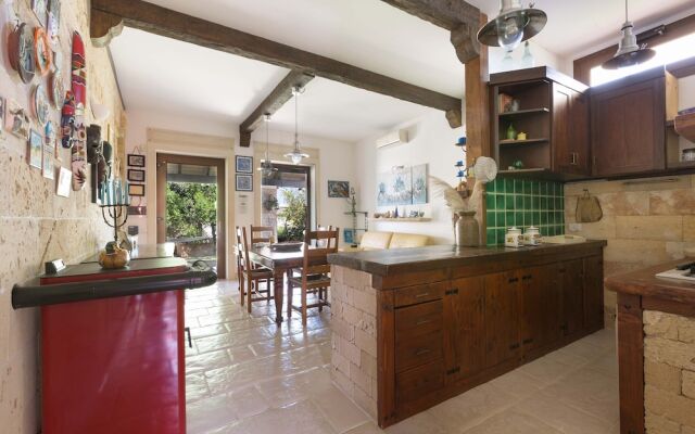 3025 Villa Verdeoasi by Barbarhouse