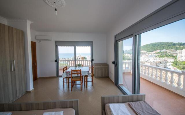 Himara Apartments