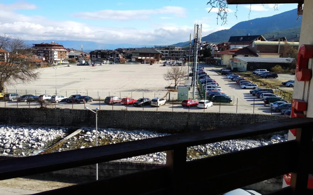 Ski Apartment D50 Cedar Lodge 4