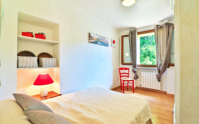 Noelie, Ground Floor Apartment for 6 People
