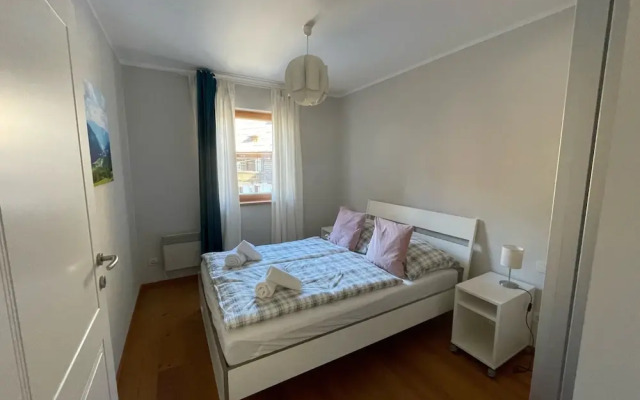 Exclusive Apartment With Scenic View