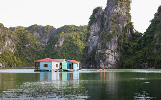 Imperial Legend Cruise Halong