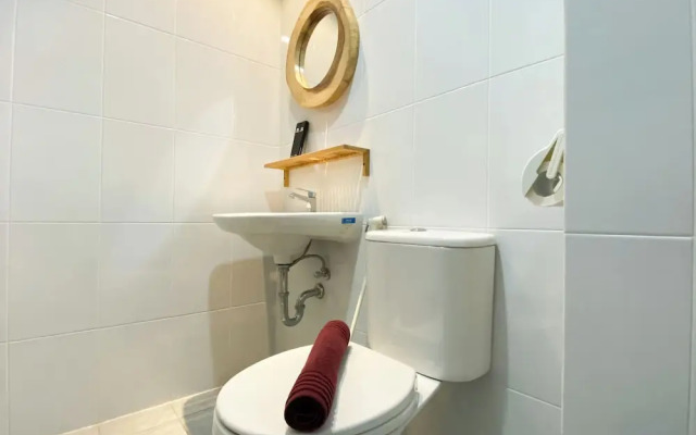 Comfort and Nice Studio Room Patraland Urbano Apartment