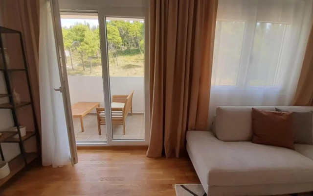 Apartments at Ljubovic Hill Park