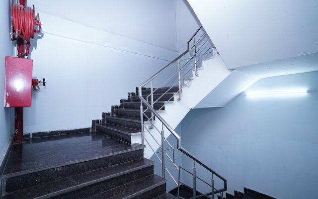 Hotel Lyf Corporate Suites - Peera Garhi