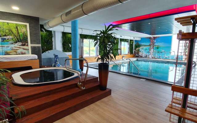 Best Western Hotel & SPA Pau Lescar Aeroport