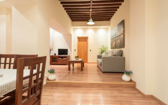 Ahro Suite Carreteria 15