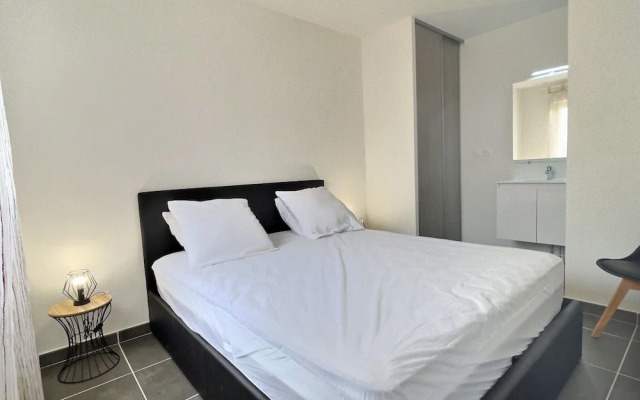 Maisonette With two Bathrooms Near Valras Beach