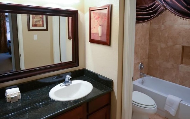 Traditional Touch By Signature Vacation Rentals