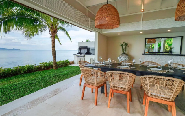 Miskawaan Beachfront Villas