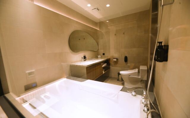 JingIn Hotel