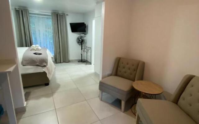 Country Lane Guesthouse