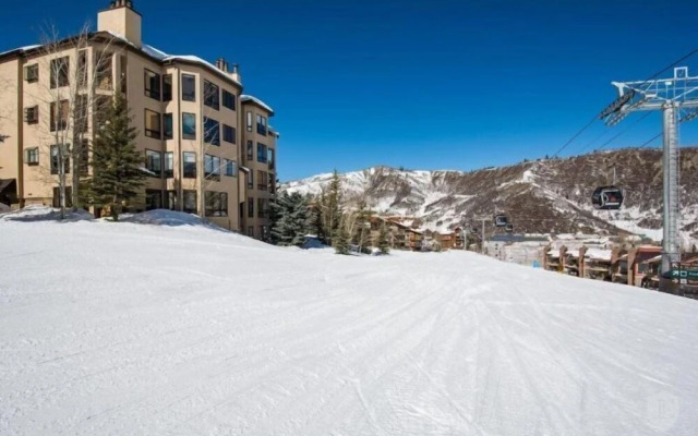 Snowmass_village_3bd_gen_c