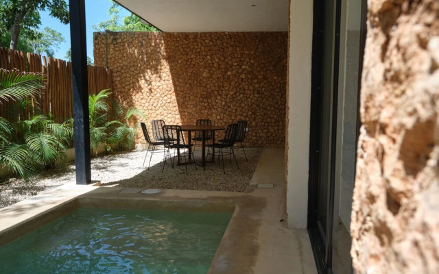 Tuluna Pb A-25 By Lockey