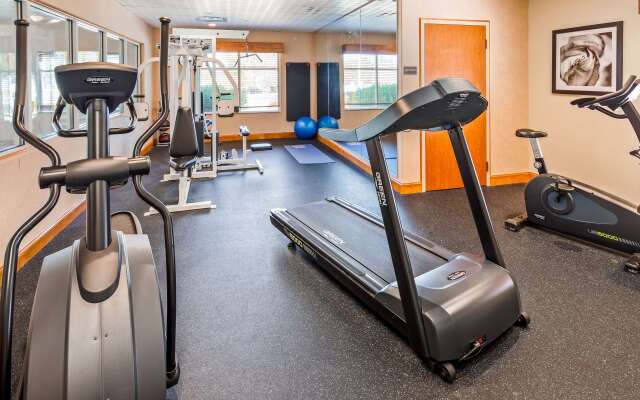 Best Western Plus Rose City Conference Center Inn