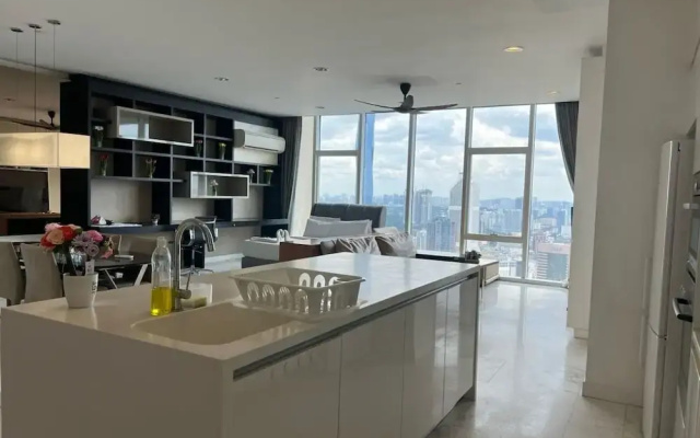 The Platinum Suites KLCC by Moonlight