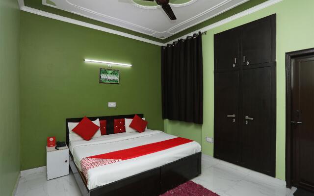 OYO 28604 Akki Residency